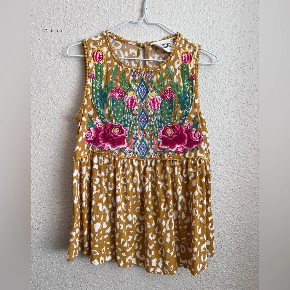 Flower Top - Picture 1 of 2